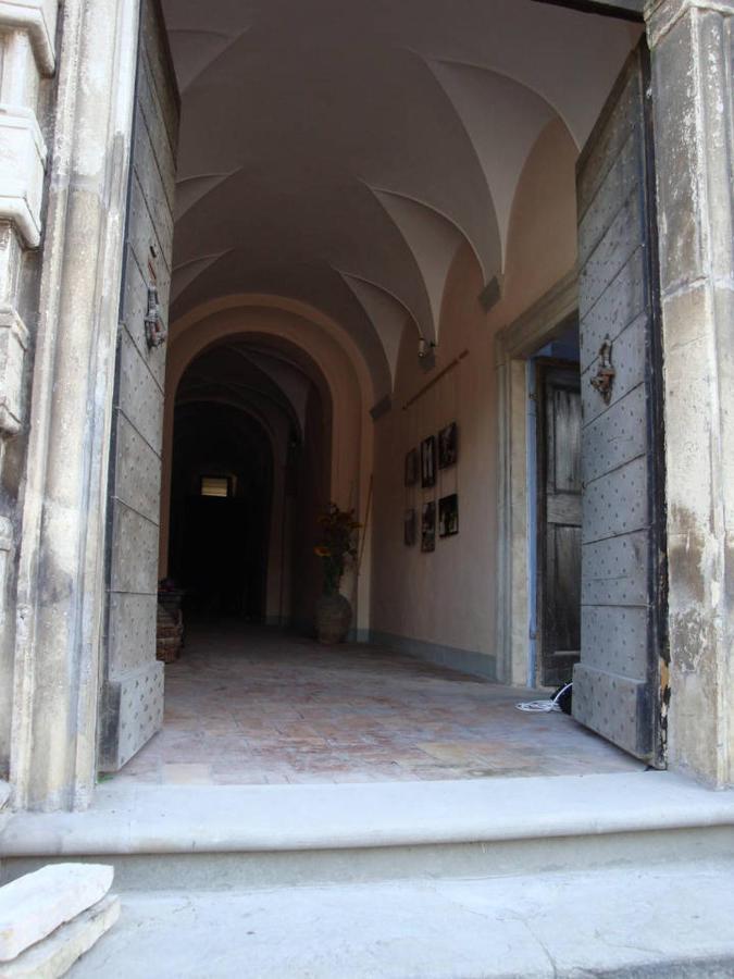 A Palazzo Bed & Breakfast แพร์โกลา ภายนอก รูปภาพ
